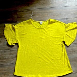 Like New Yellow Women's Top, Size XL